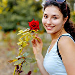 Fourth pic of Electra Noir Red Roses Met Art - Cherry Nudes