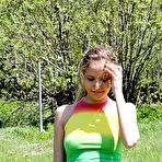 First pic of Well-graced babe uncovering her amazingly sexy curves outdoor