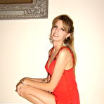 First pic of Skinny amateur Kiss Alissa gets in a bathtub before dildoing her pierced pussy