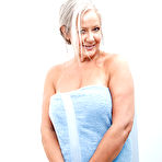 First pic of Fatty granny with massive saggy tits playing with herself after bath