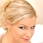 First pic of Lesbian babes Bridget & Kety Pearl suck each others toes in a bathtub