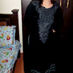 First pic of Hot Indian model in tight jeans posing seductively in sexy lace bra