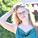 First pic of First timer Roni exposes her tits and ass while out in public on a nice day