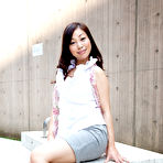 Third pic of Pretty Japanese girl Shiori Mizoguchi models with her clothes on