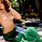 Second pic of Willow Ryder in The Little Mermaid A XXX Parody at VR Cosplay X - Direct Stripper