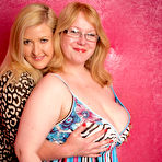 First pic of Fat amateur Samantha and her lesbian girlfriend grab each others big butts