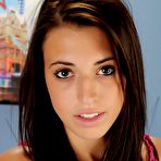 First pic of Teen girl Jessica Sinn strips off jeans and clothes for nude modeling debut