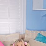 Fourth pic of Vicky Vette Vicky at home