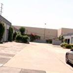 Fourth pic of Hugos Sex-Club | TS-Milf gabelt zwei Typen auf und bekommt zwei Schw&Atilde;&curren;nze in Arschloch. Creampie.