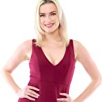 First pic of Lindsey Lakes - Cuckold Sessions | BabeSource.com