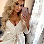 Second pic of 10 PERFECT SELFIES BY OLA STREK &ndash; Tabloid Nation