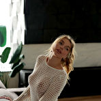 First pic of Busty Leggy Sandrasy