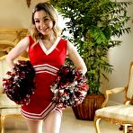 First pic of Lesbian cheerleaders Demi & Rissa play with the sybian - Pornorated Net