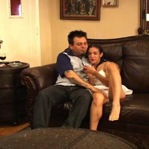 One of the cutest gals we have seen. #123085