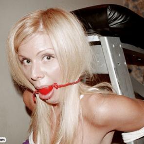 Blonde Bombshell2 #241410