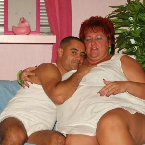 BBW Belly Thumping #292744