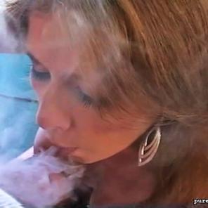 Sexy Smoker on Her Knees2 #375947