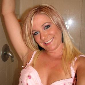 Nude porn Pics with Cute Blonde Girlfriend Stripping Her Bra