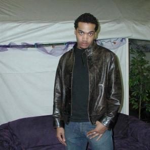 Black Gay Hunk Jerking Off #411479