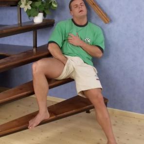Buffed Hunk Wanking #421395