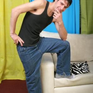 Bold Bisexual Threesome #468100